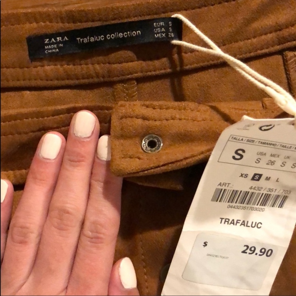 Skirt - Picture 2 of 2
